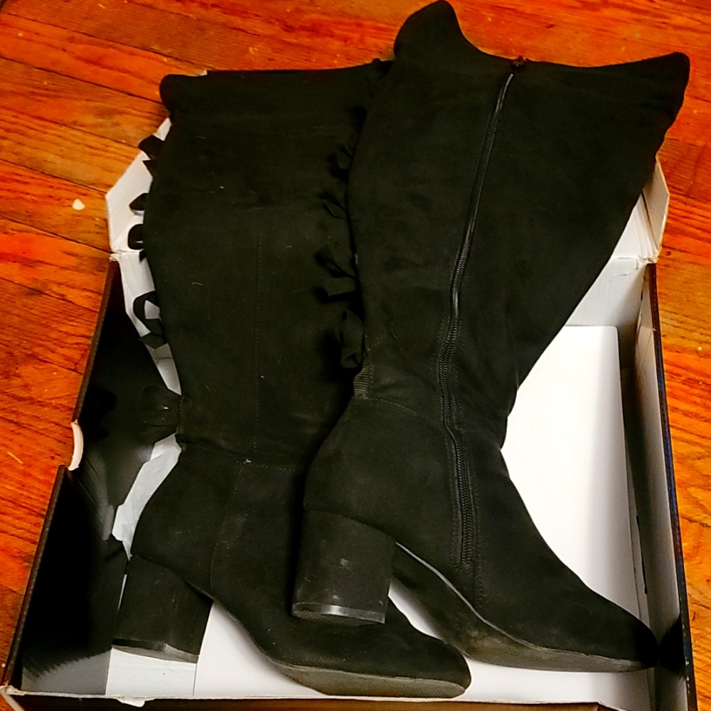 Torrid plus size wide calf over the thigh boot- black size 6.5